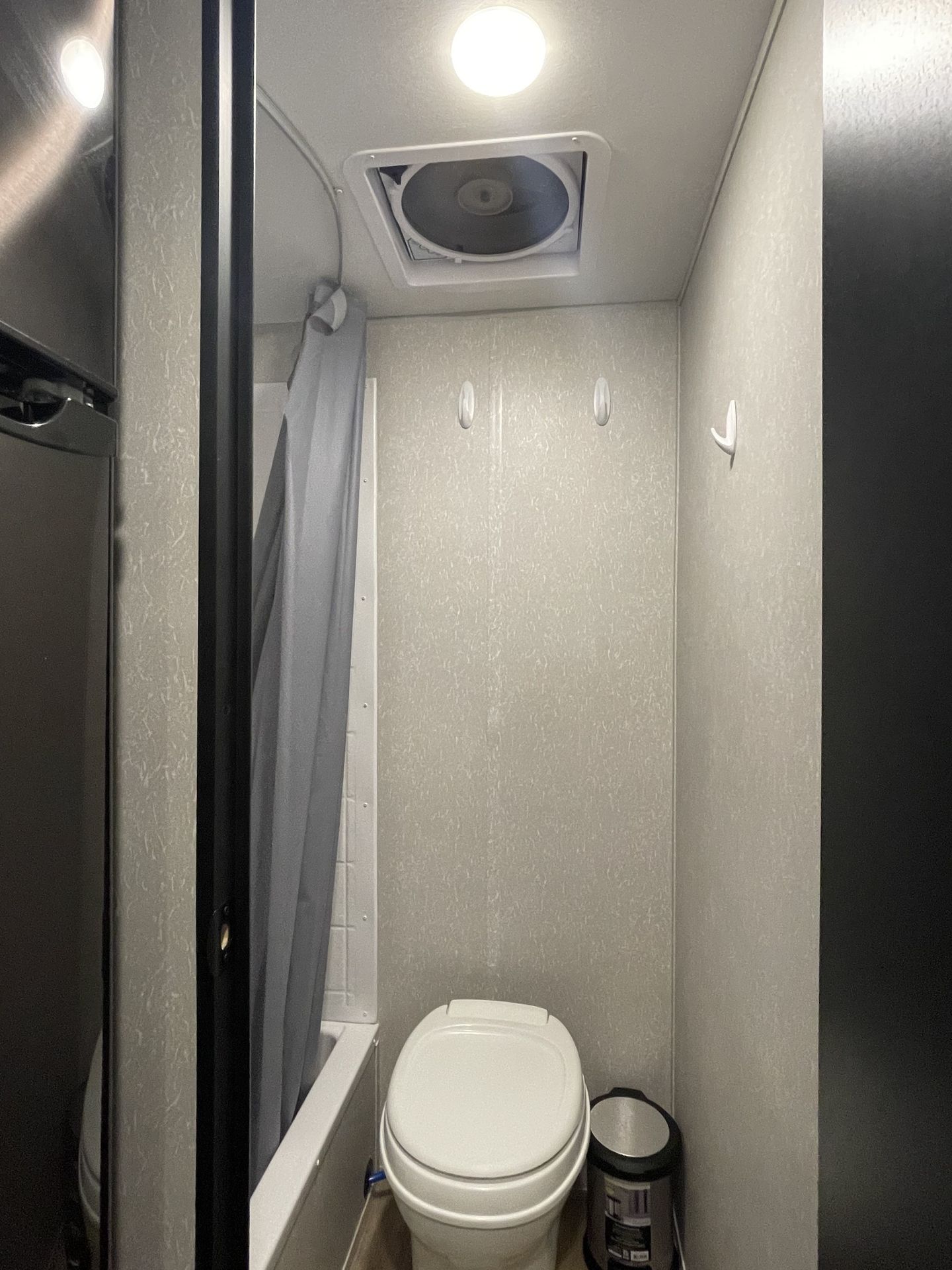Photo 15 - 2021 Forest River Travel Trailer rental photo 17