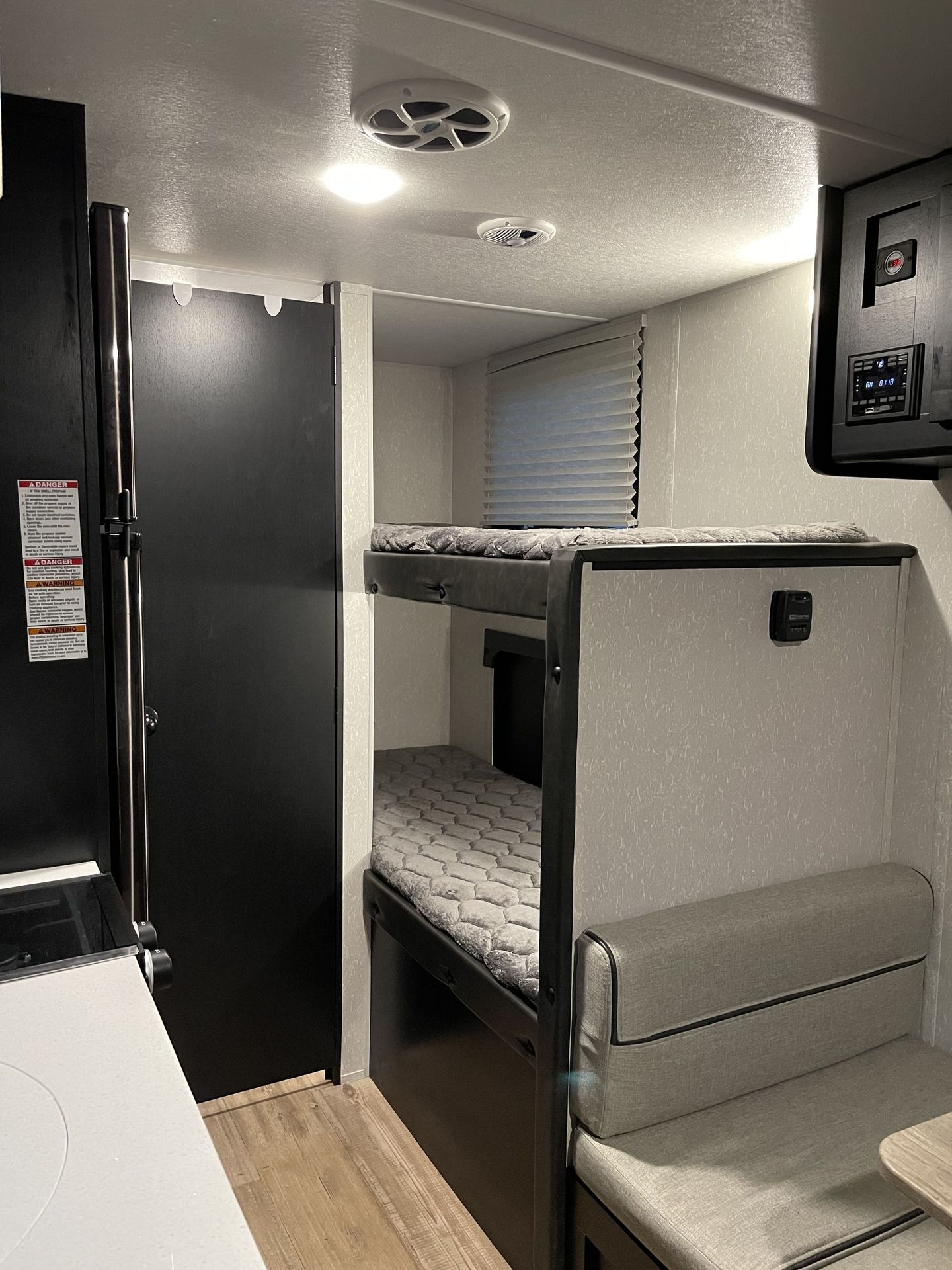 Photo 26 - 2021 Forest River Travel Trailer rental photo 28