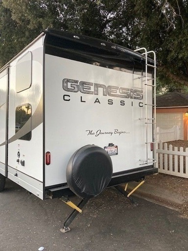 2021 Genesis Supreme Genesis Classic RV Travel Trailer for rent in Riverside, CA