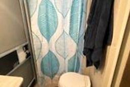 Photo 11 thumbnail 13