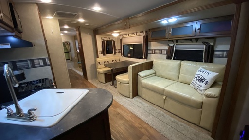 2014 Keystone Bullet Premier Ultra Lite 31BHPR Travel Trailer for rent in Mayer, MN