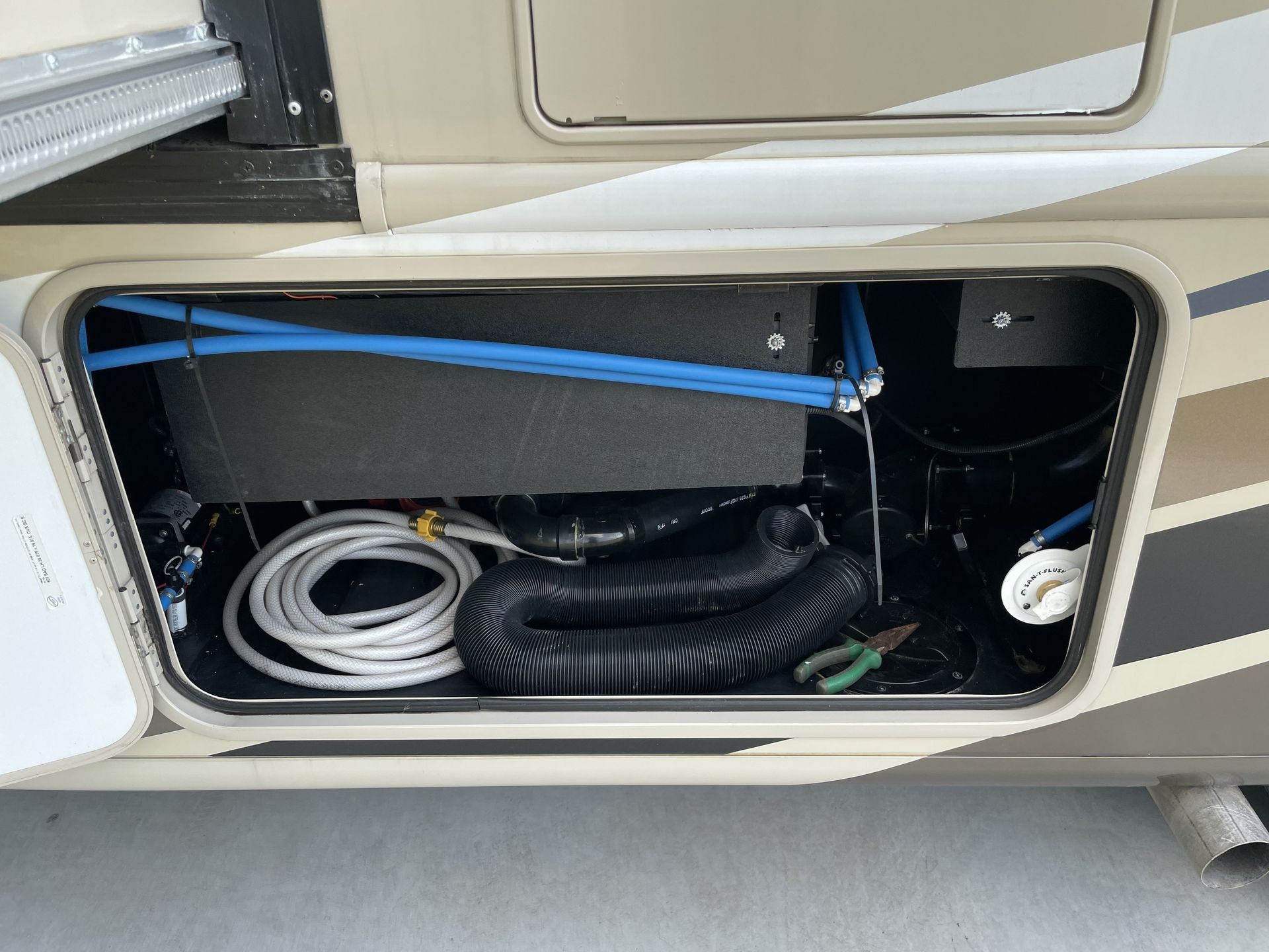 Photo 4 - 2018 Thor Motor Coach Class A Motorhome rental photo 6