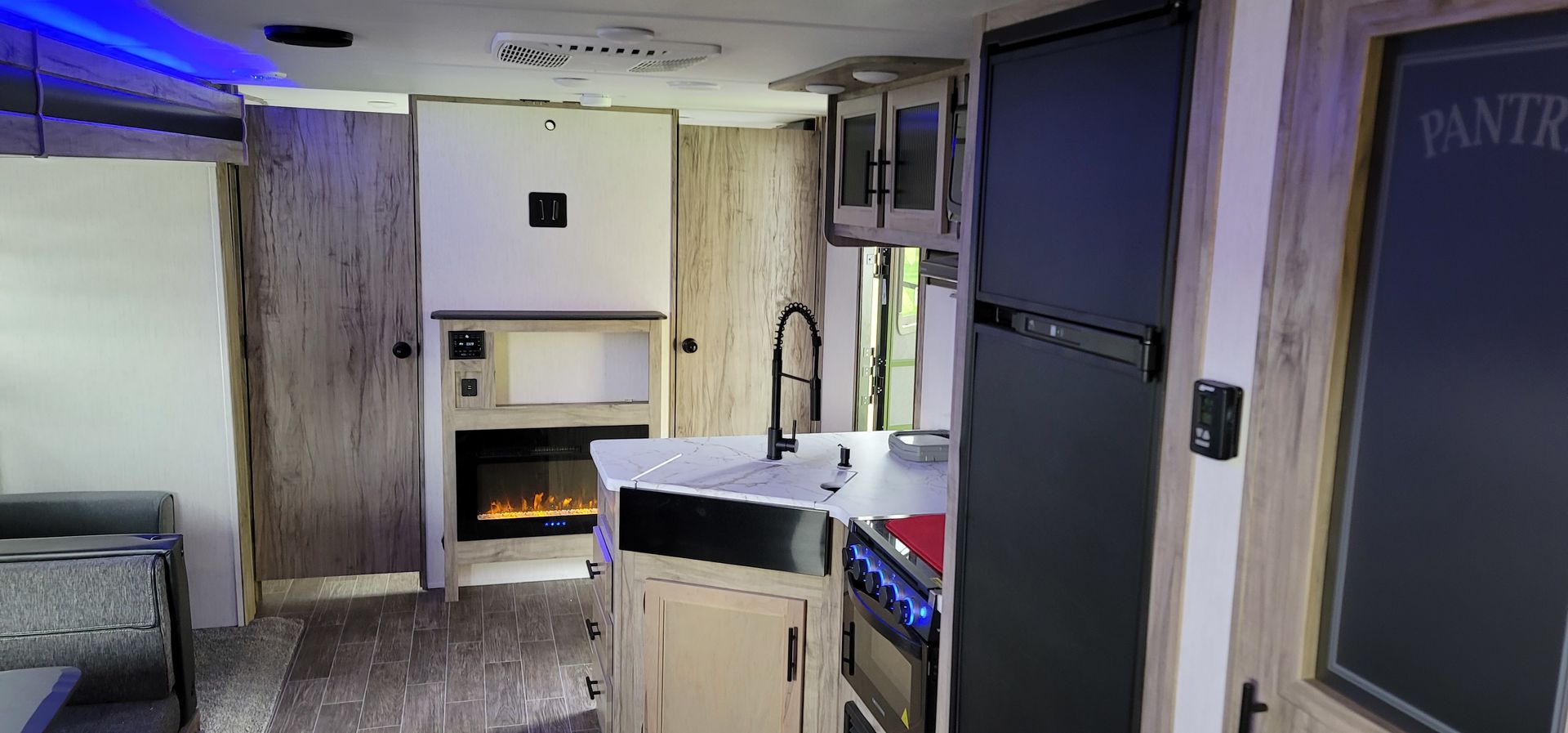 Photo 14 - 2021 Cherokee Travel Trailer rental photo 16