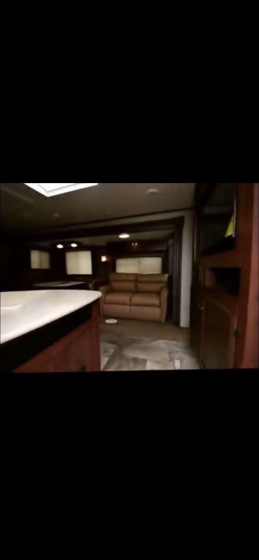 Photo 7 - 2015 Jayco Travel Trailer rental photo 9