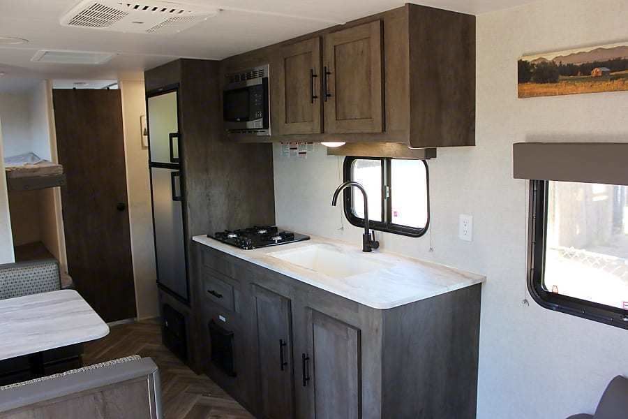 Photo 4 - 2021 Evo Travel Trailer rental photo 6