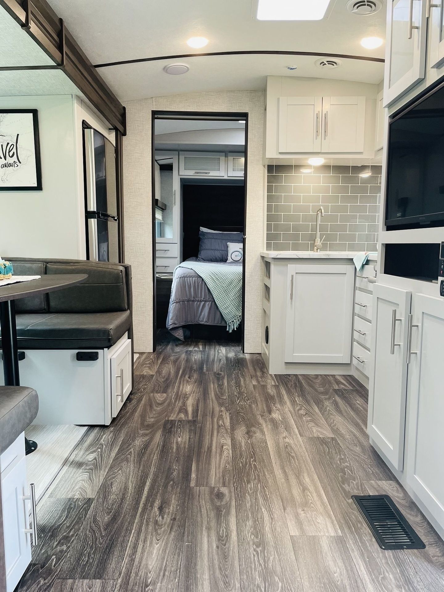 Photo 2 - 2021 Keystone Travel Trailer rental photo 6