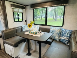 Photo 2 thumbnail 11