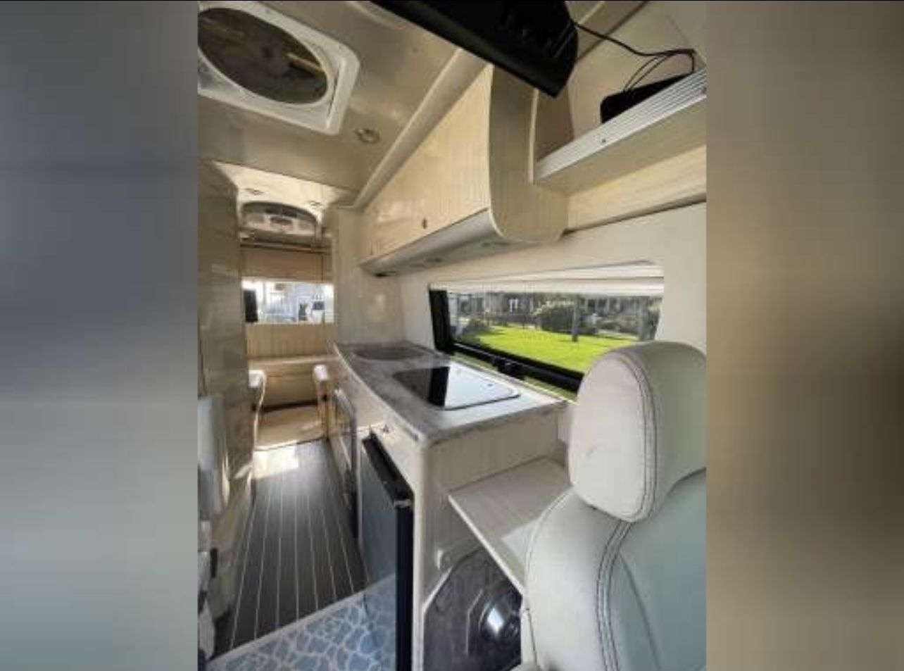 Photo 5 - 2016 Airstream Class B Motorhome rental photo 7