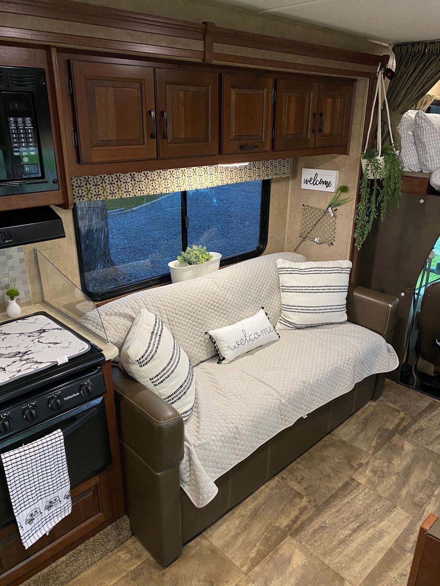 Photo 3 - 2017 Forest River Class C Motorhome rental photo 12