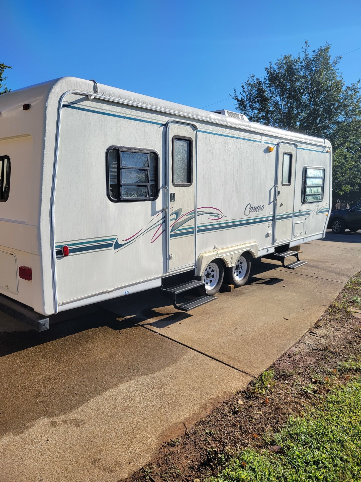 Photo 2 - 2000 Carriage Travel Trailer rental photo 4