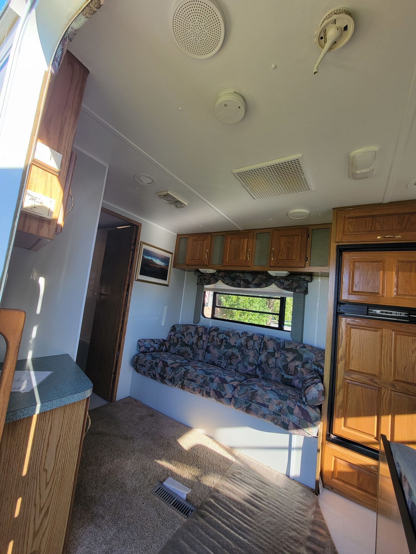 Photo 5 - 2000 Carriage Travel Trailer rental photo 7