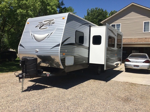 2016 Crossroads Rv Zinger ZT26KS Travel Trailer for rent in Blackfoot, ID