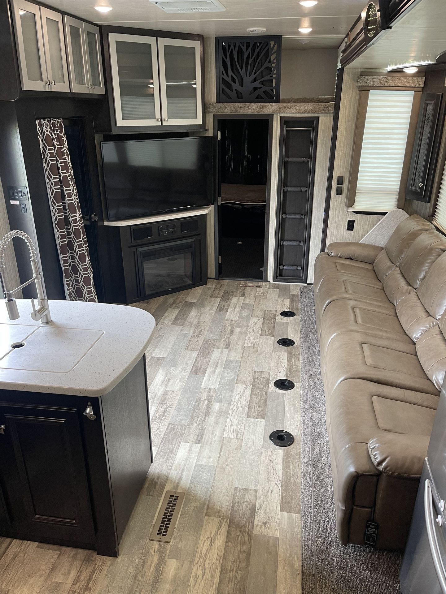 Photo 2 - 2018 Heartland Toy Hauler rental photo 4