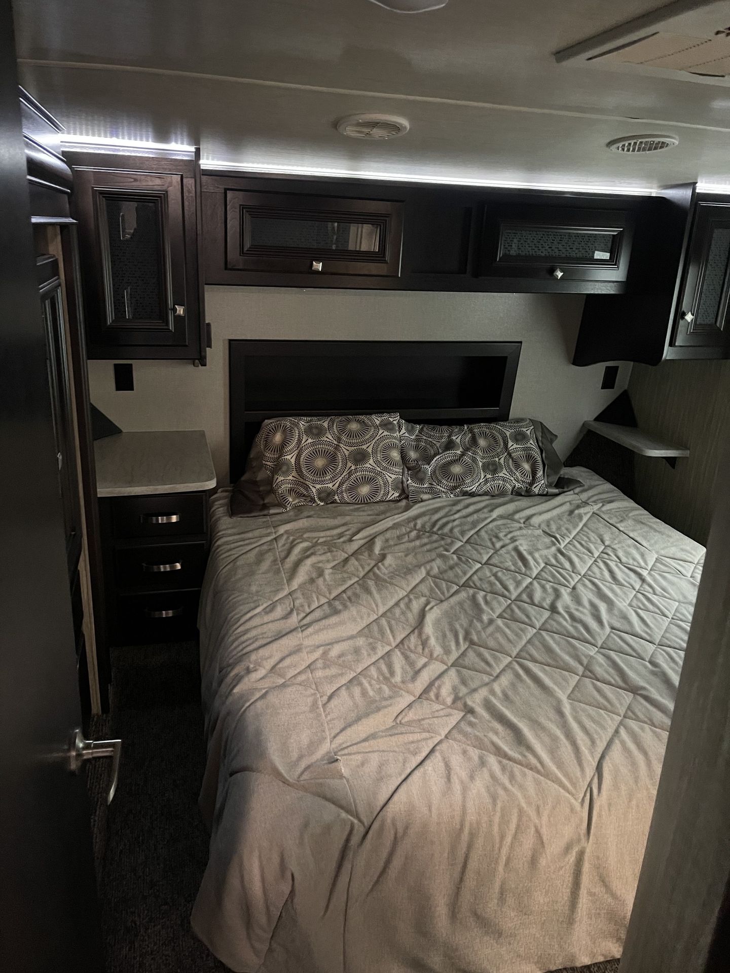 Photo 3 - 2018 Heartland Toy Hauler rental photo 5