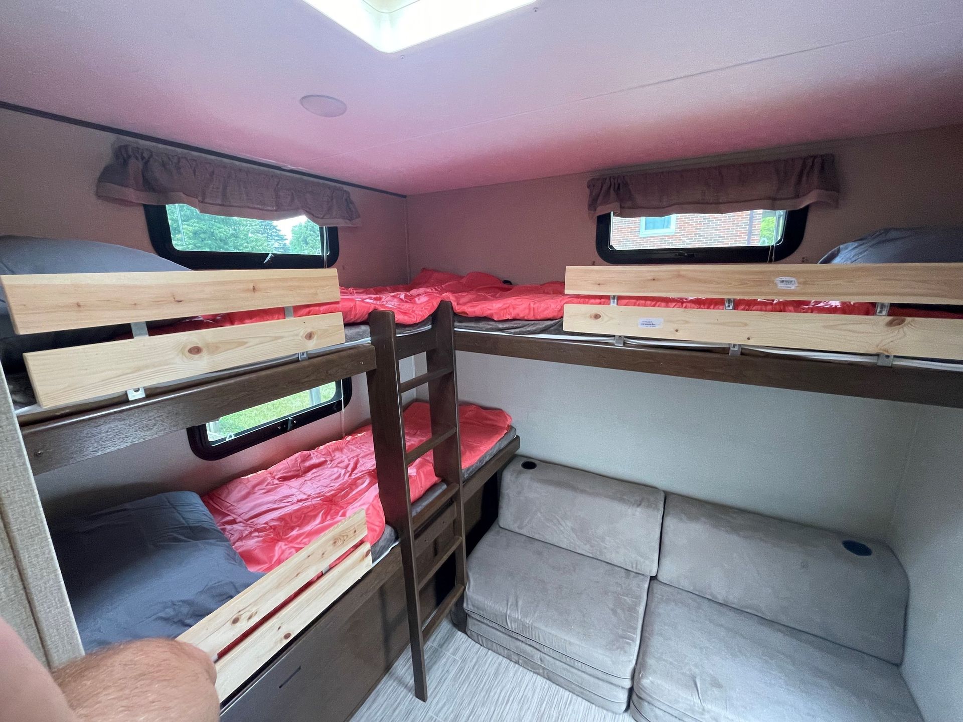 Photo 3 - 2018 Prime Time Travel Trailer rental photo 6