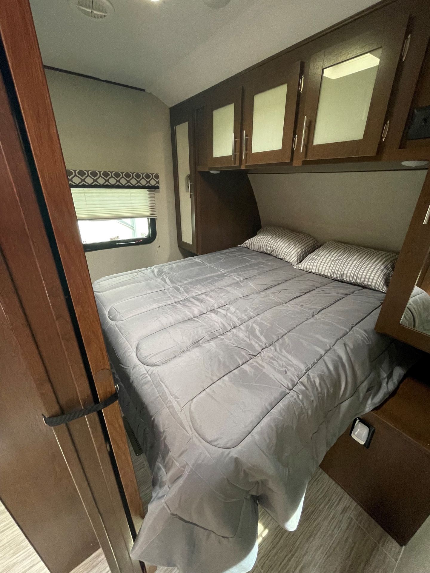 Photo 5 - 2018 Prime Time Travel Trailer rental photo 10