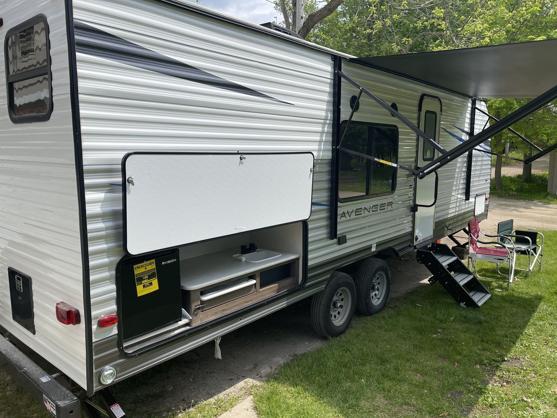 Photo 1 - 2021 Prime Time Travel Trailer rental photo 3