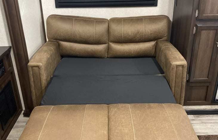 Photo 8 - 2018 Jayco White Hawk Travel Trailer rental photo 10