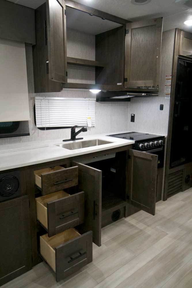 Photo 4 - 2020 Chevrolet Class C Motorhome rental photo 6