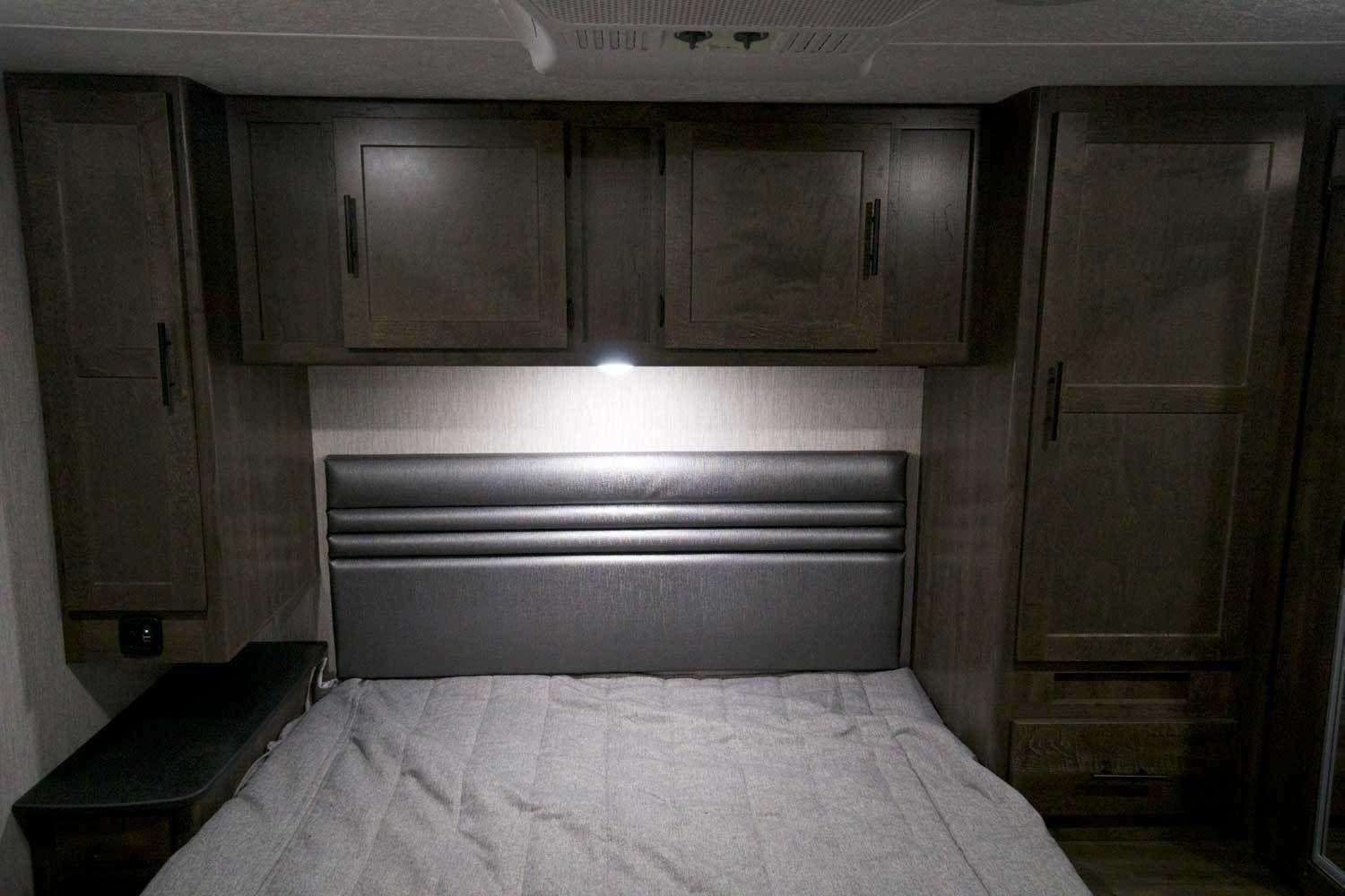 Photo 13 - 2020 Chevrolet Class C Motorhome rental photo 15