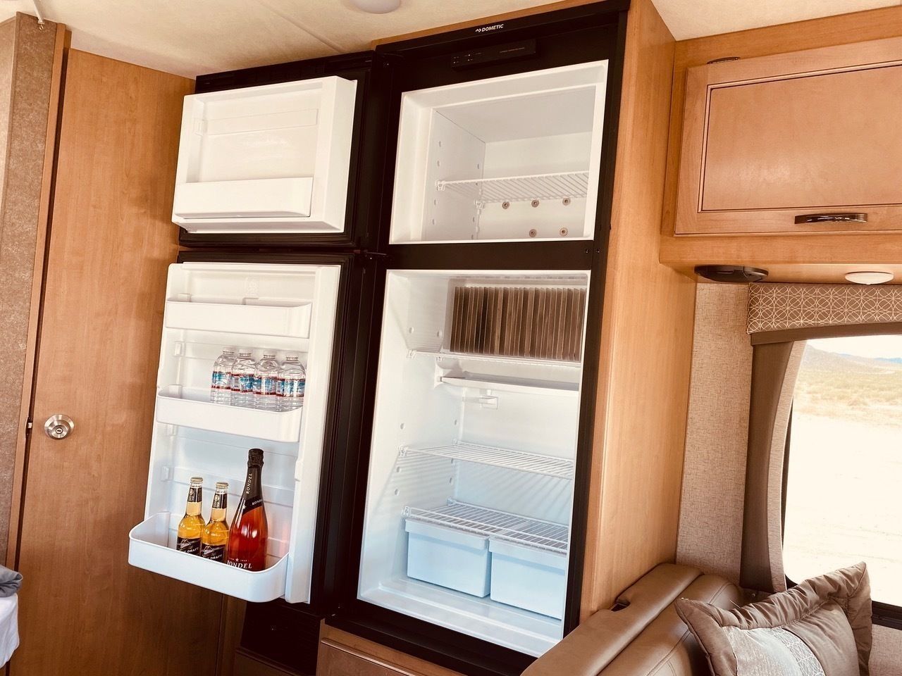 Photo 3 - 2021 Thor Motor Coach Class C Motorhome rental photo 5