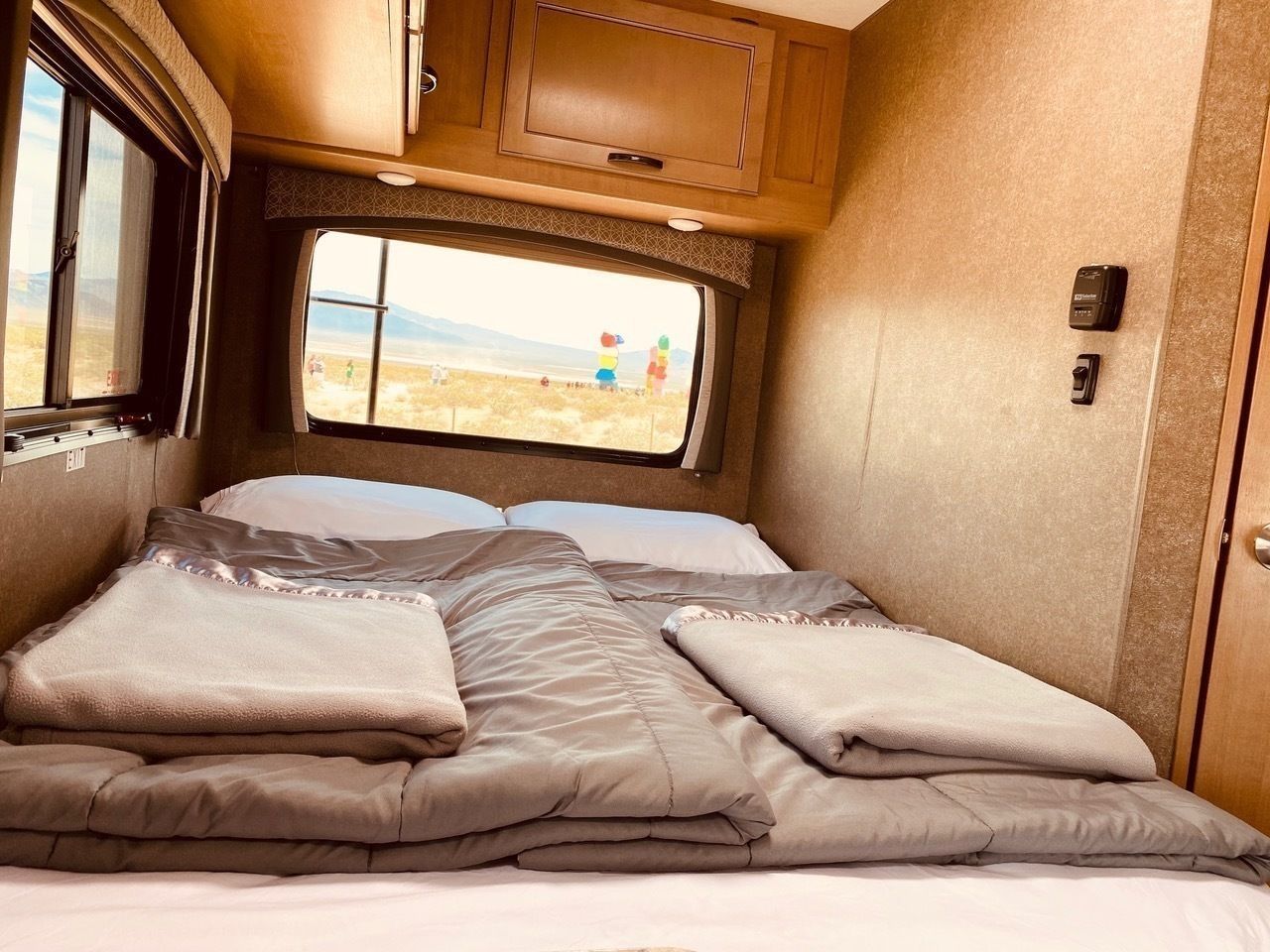 Photo 4 - 2021 Thor Motor Coach Class C Motorhome rental photo 6