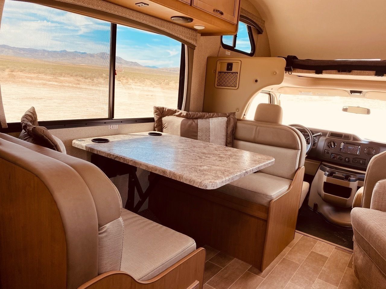 Photo 6 - 2021 Thor Motor Coach Class C Motorhome rental photo 8