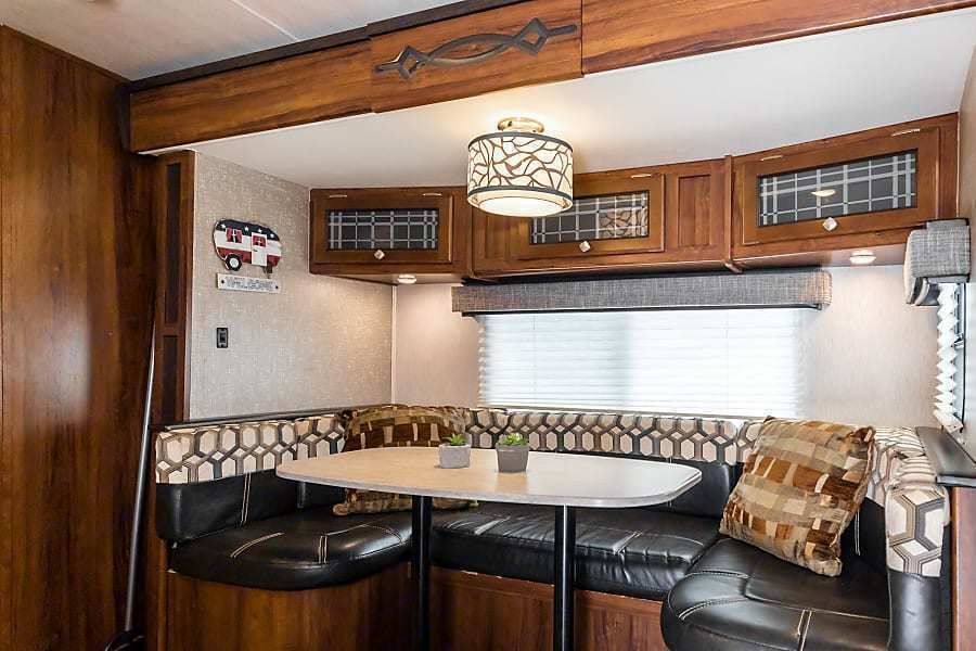 Photo 7 - 2018 Heartland Travel Trailer rental photo 9