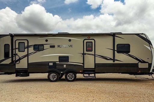 2016 Crossroads ReZerve Travel Trailer for rent in Bastrop, TX