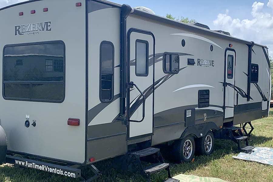 Photo 3 - 2016 Crossroads Travel Trailer rental photo 5