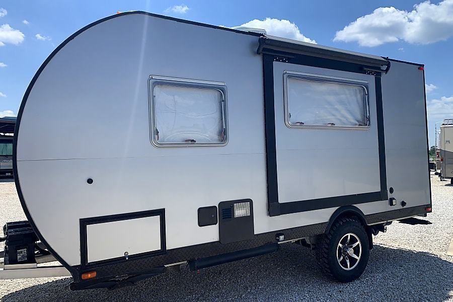 Photo 2 - 2016 Livin Lite Travel Trailer rental photo 4