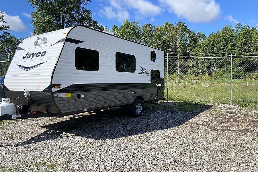 Photo 6 - 2022 Jayco Travel Trailer rental photo 8