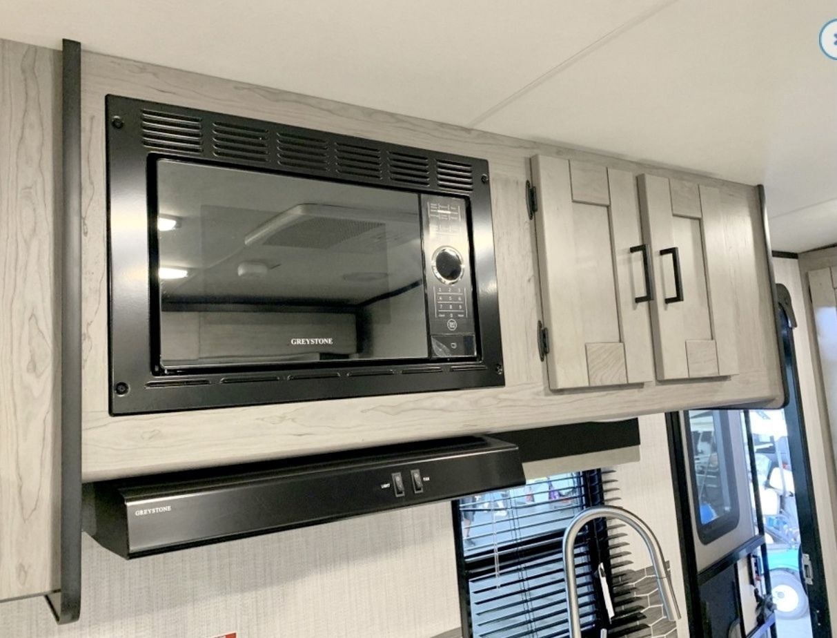 Photo 5 - 2021 Heartland Travel Trailer rental photo 7