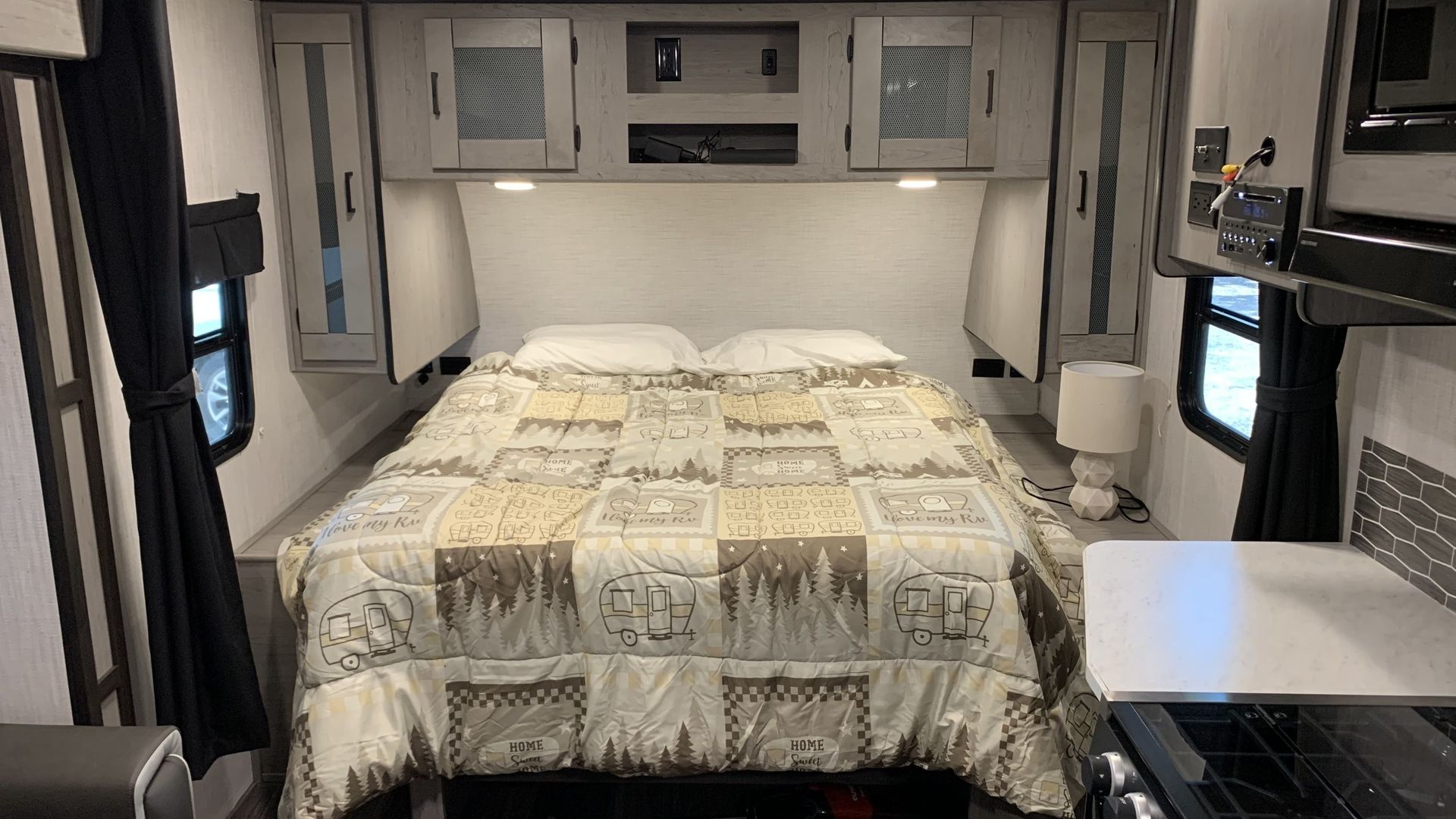 Photo 10 - 2021 Heartland Travel Trailer rental photo 12
