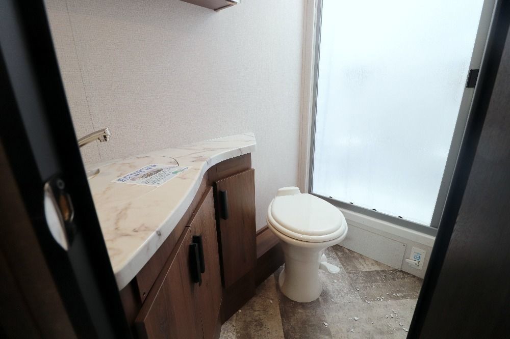 Photo 14 - 2021 Forest River Class C Motorhome rental photo 16