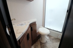 Photo 14 thumbnail 16