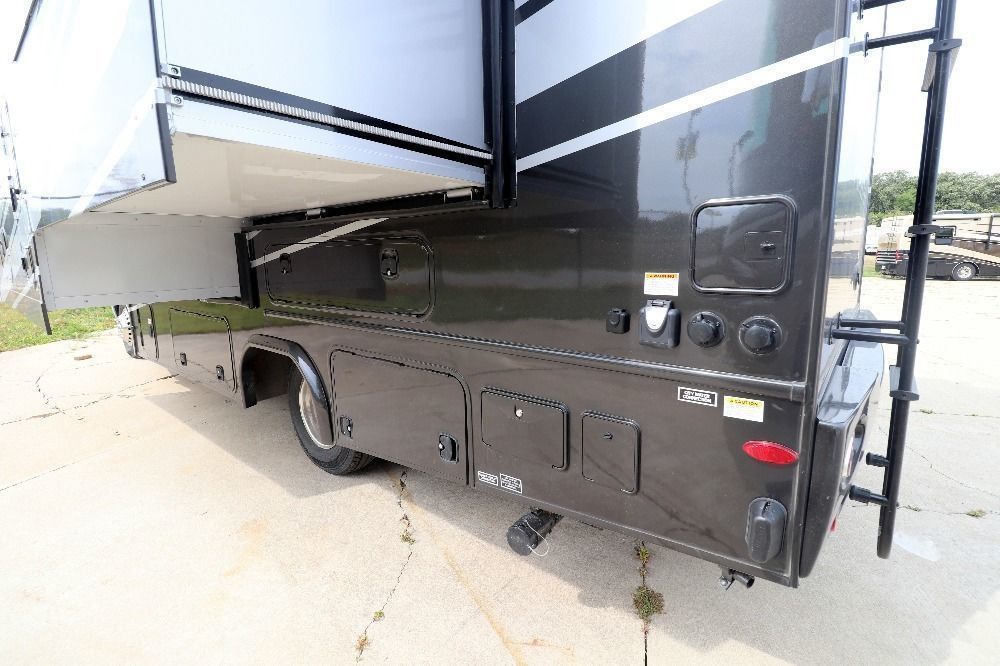 Photo 19 - 2021 Forest River Class C Motorhome rental photo 21
