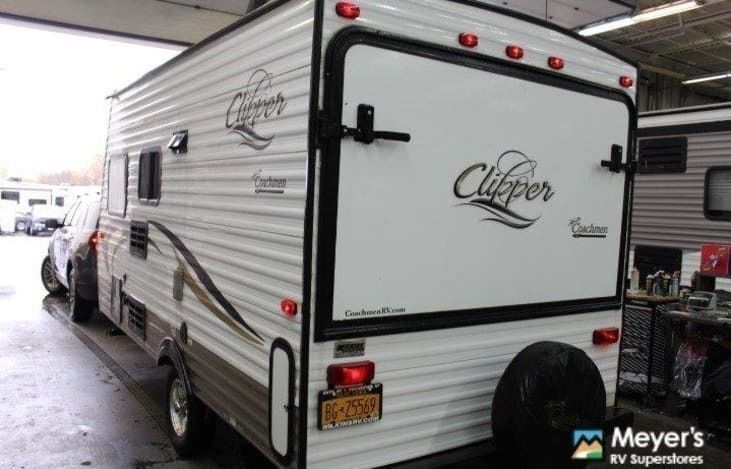 Photo 14 - 2015 Coachmen Travel Trailer rental photo 15