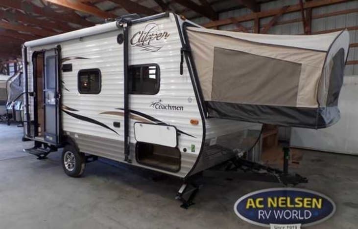 Photo 16 - 2015 Coachmen Travel Trailer rental photo 17