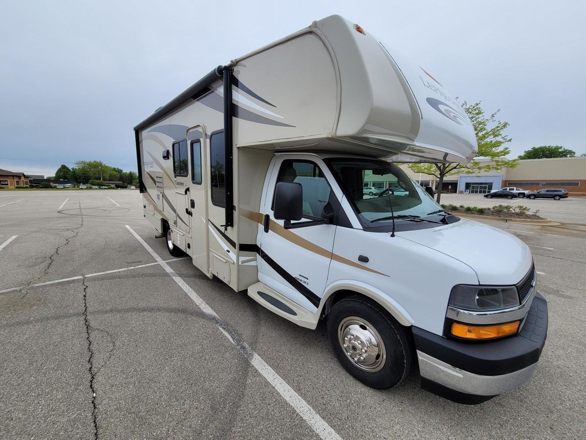 Photo 2 - 2020 Coachmen Class C Motorhome rental photo 4