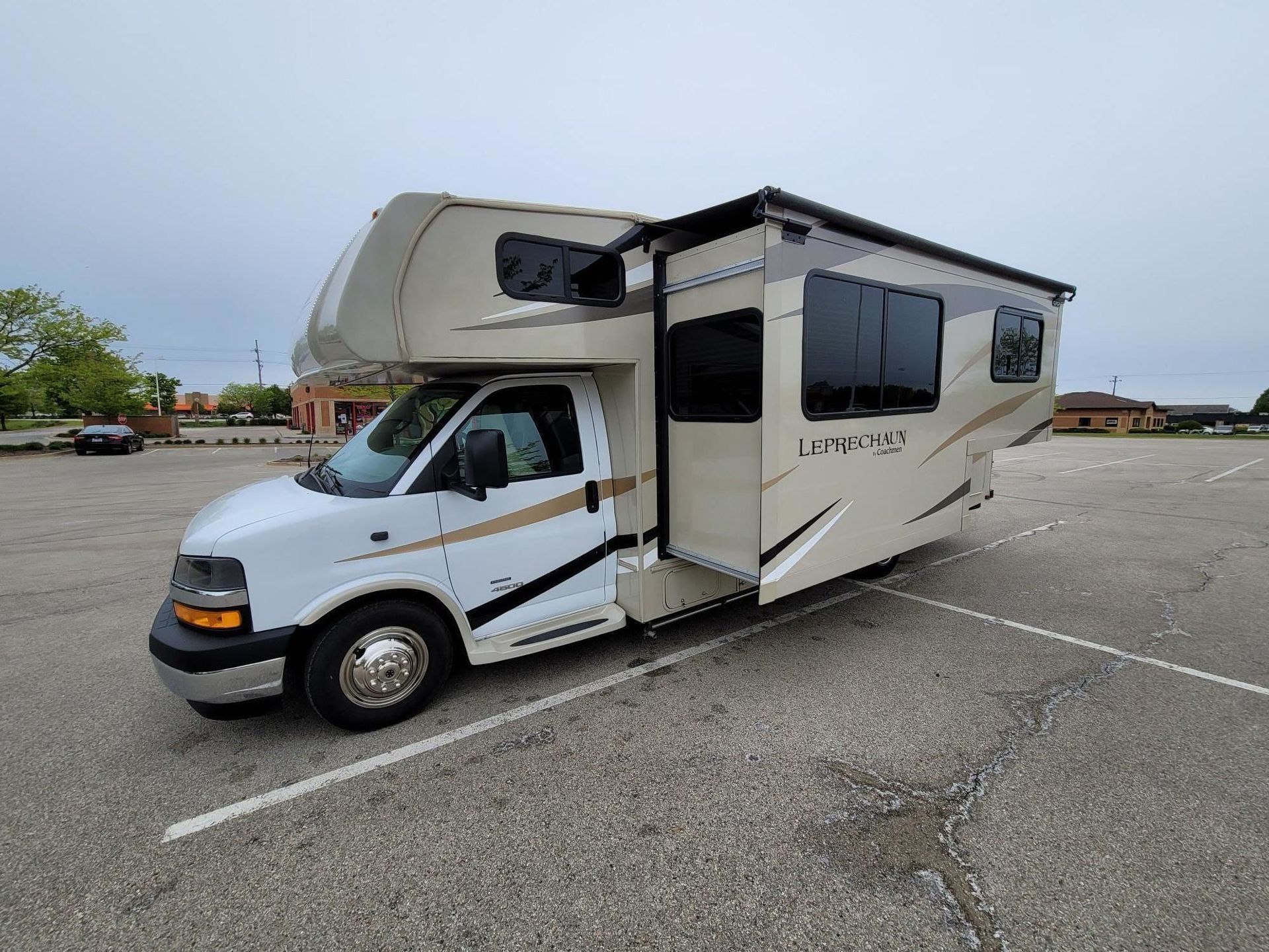 Photo 42 - 2020 Coachmen Class C Motorhome rental photo 44