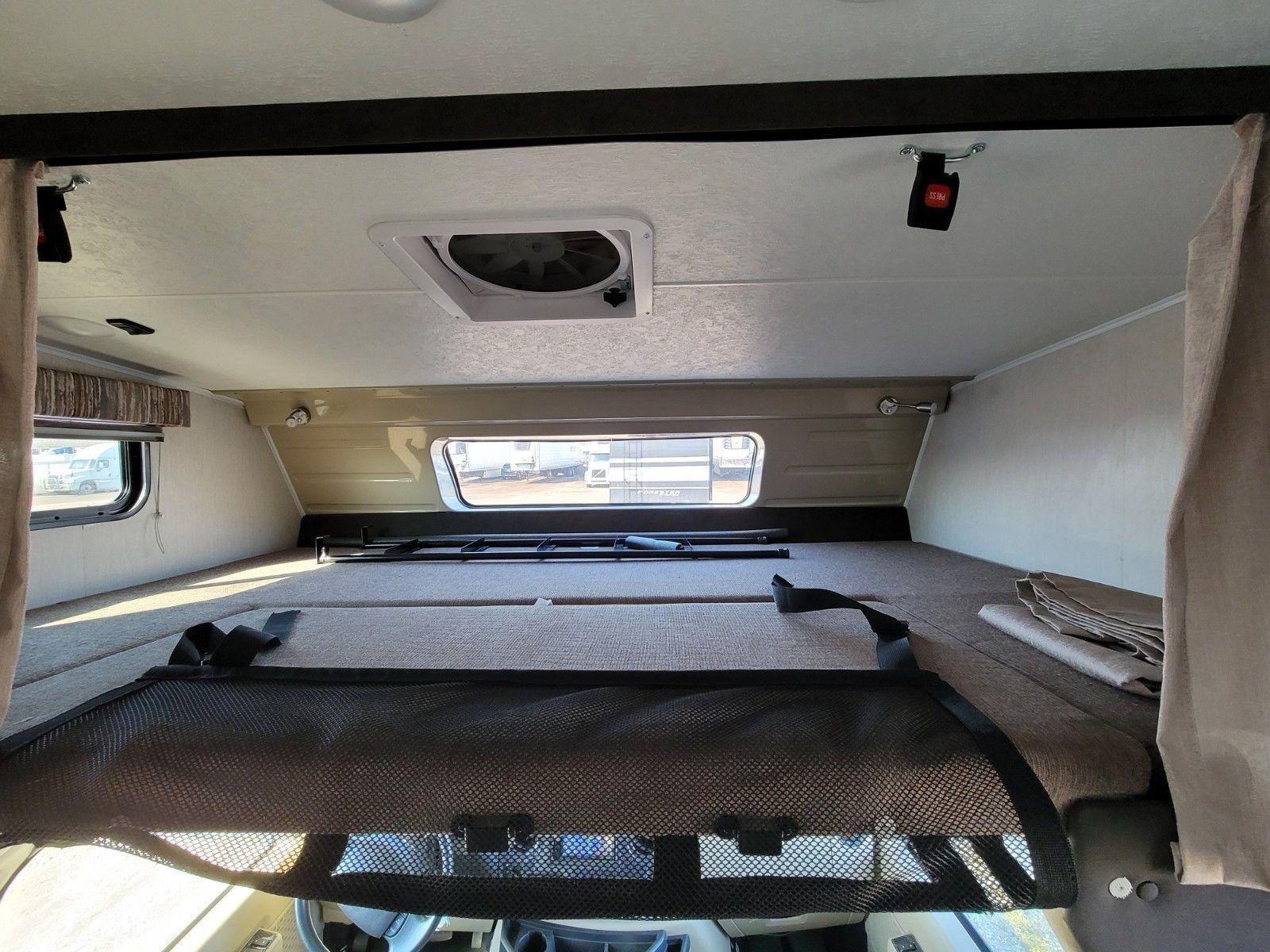 Photo 33 - 2021 Coachmen Class C Motorhome rental photo 35