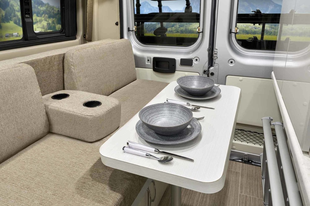 Photo 3 - 2022 Thor Motor Coach Class B Motorhome rental photo 5