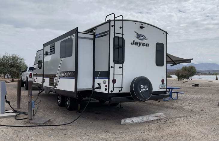 Photo 11 - 2018 Jayco White Hawk Travel Trailer rental photo 13