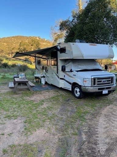 2019 Leprechaun MH 270QB Class C Motorhome for rent in Fountain Valley, CA