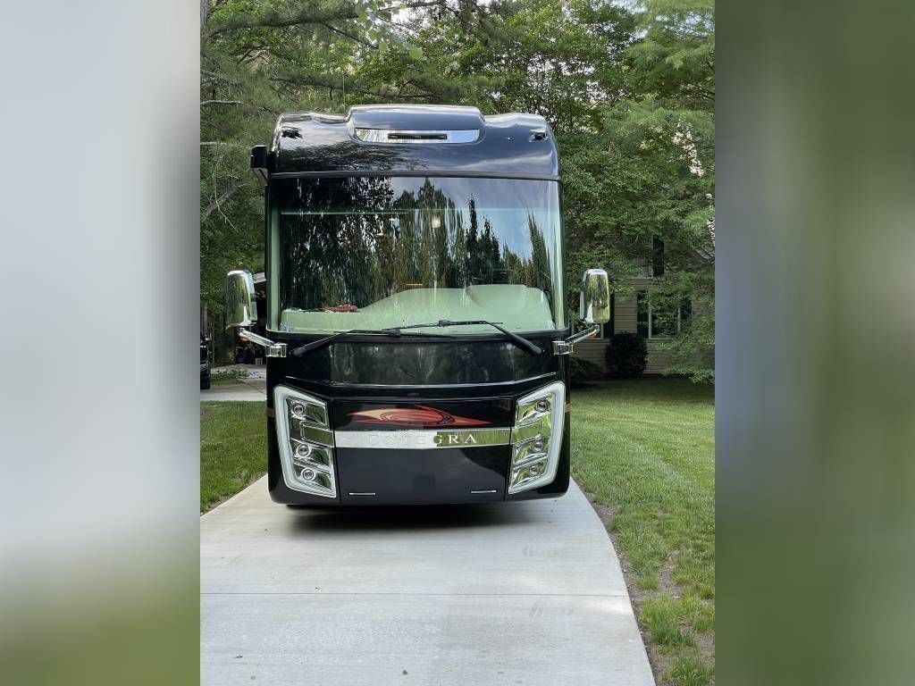 Photo 5 - 2017 Entegra Coach Class A Motorhome rental photo 22