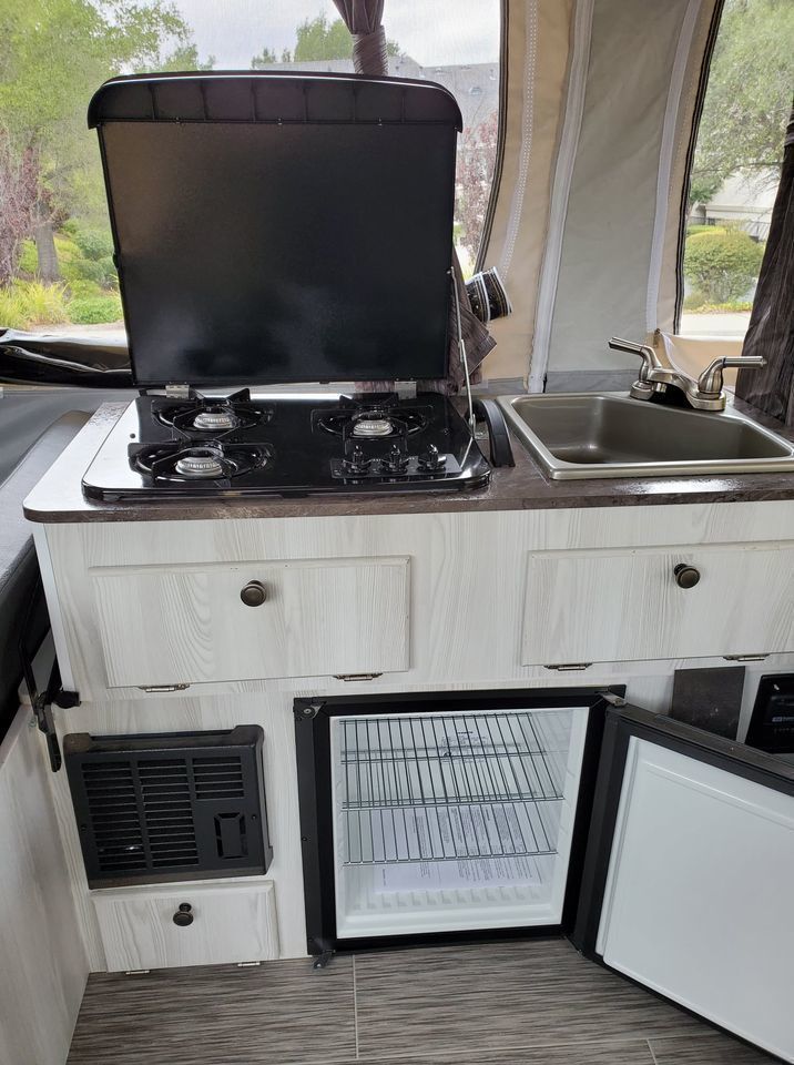 Photo 6 - 2019 Forest River Pop-up Camper rental photo 8