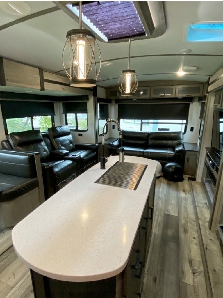Photo 19 - 2021 Keystone Travel Trailer rental photo 21