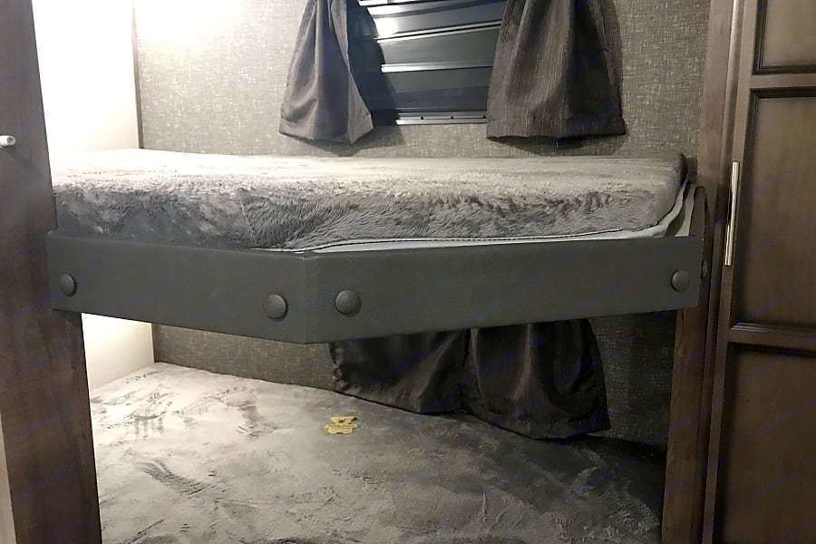 Photo 7 - 2020 K-Z Fifth Wheel rental photo 9