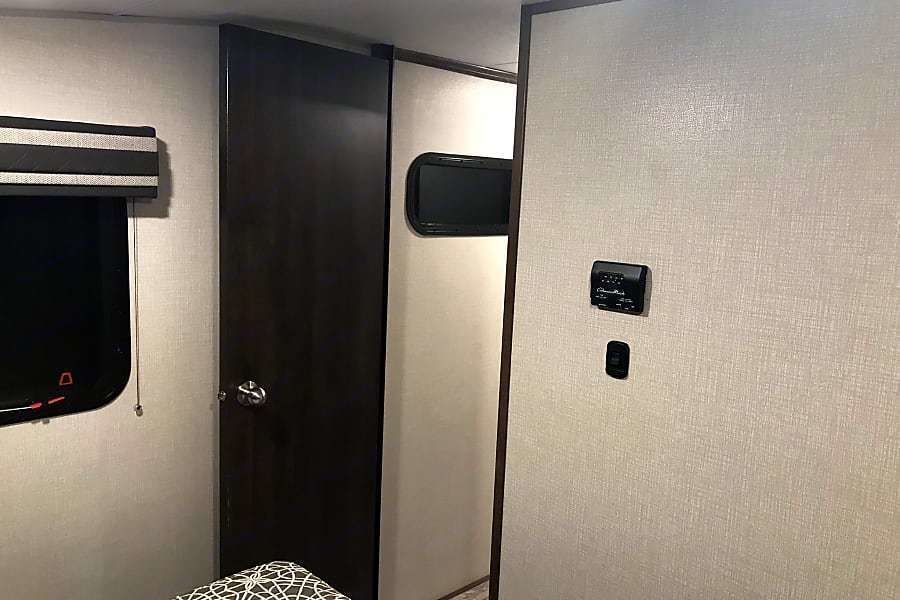 Photo 10 - 2020 K-Z Fifth Wheel rental photo 12